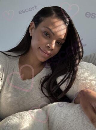 lore10 - escort Berlin