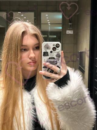 Violetta - escort Warsaw