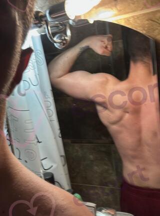 Asti - escort Cracovia