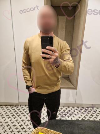 Kamil - escort Warsaw