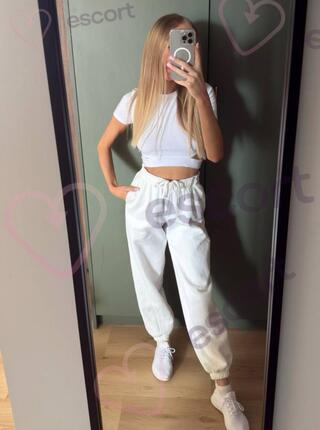 Emili - escort Warschau