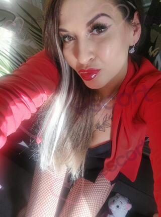 Karina - escort Wroclaw