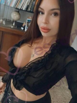 Ella - escort Frankfurt