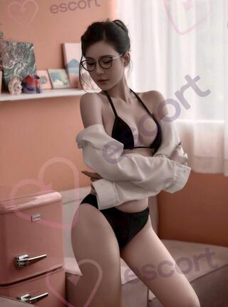 Tajka,Lina 22 lata - escort Katowice