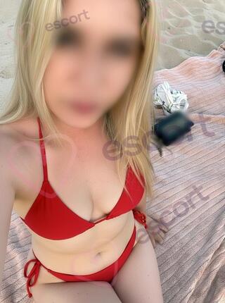 Samanta Suka - escort 