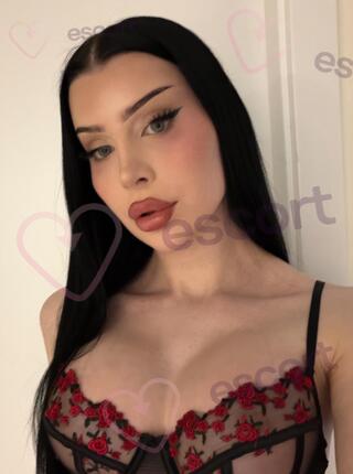 Czarna Mamba - escort Varsovie