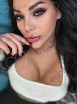 Milana Brunette - escort Cracovie