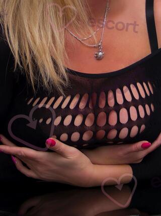 NOWA Gorąca kochanka - escort Varsovia