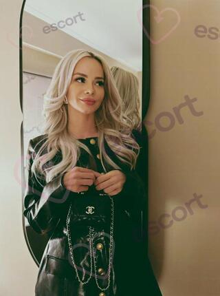 Veckna - escort Dresden