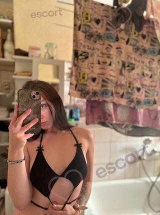 Młoda i Napalona - escort 