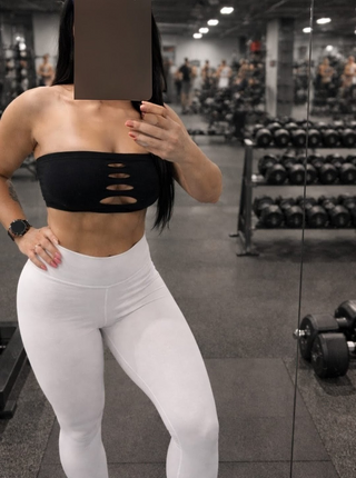 Laura z Dużą Pupa - escort Lodz