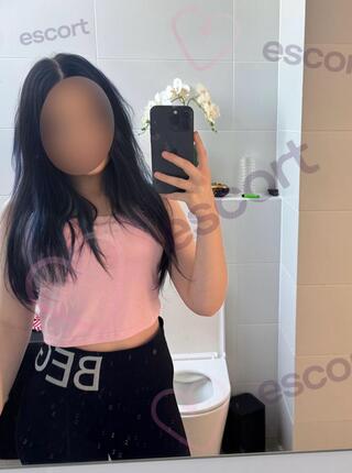 Roksana - escort 