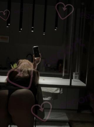 Pracuję w Święta Emilia - escort Warsaw