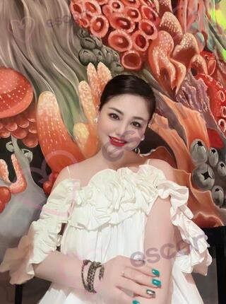 Asian chery - escort Breslau