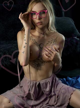 Ameli-Parlament-massage - escort Warsaw