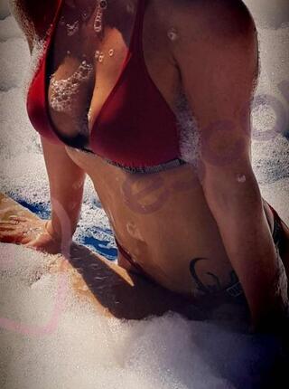 Zadowolona Kasia - escort Warszawa