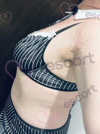 Nowa -Suzzi-przejazdem/prywatnie - escort Warsaw