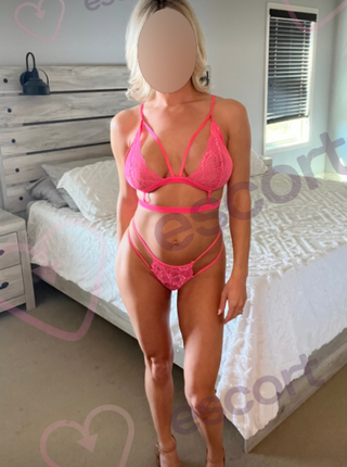 Ciasna zdzira - escort Warsaw