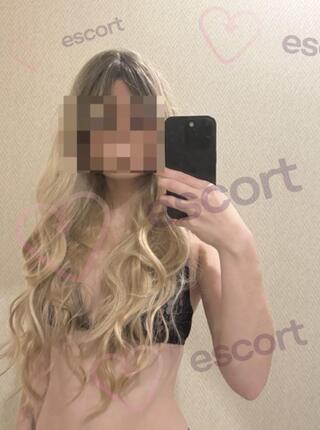 blond nuru - escort Gdansk