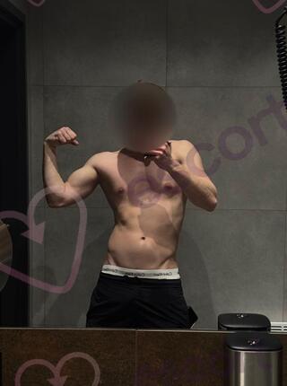 Miko - escort Varsovia