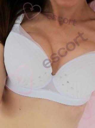 Kamila - escort Varsovia