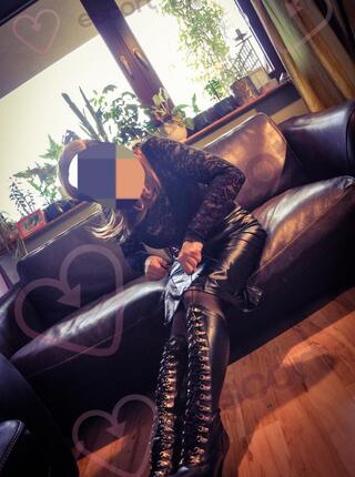 LadyX sesje femdom,fetyszu i masażu - escort Breslavia