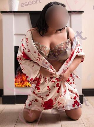 Kwiat Rozkoszy 48 l - escort Varsovia