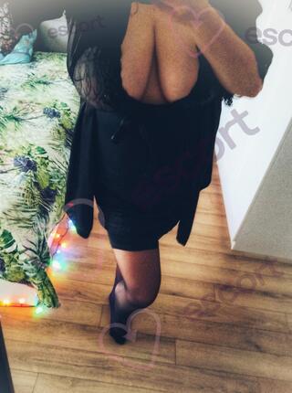 Brunetka XL - escort Wroclaw