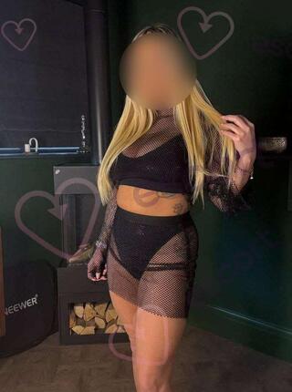 Cycata Blondi - escort 