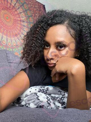 Your Paris - escort Durres