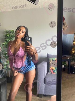 Your Paris - escort Durres