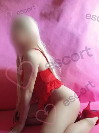 Kornelia - escort 