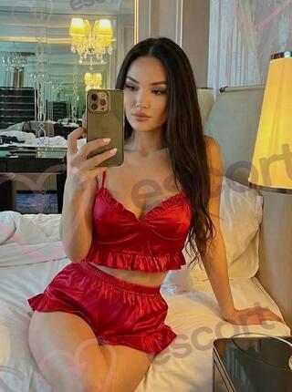 Nika - escort Warsaw