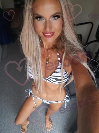 Benita - escort 