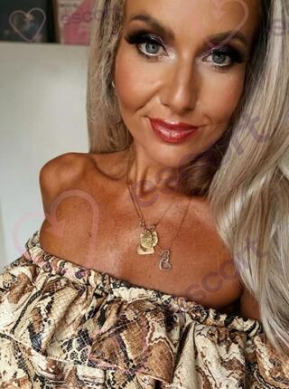 Benita - escort 