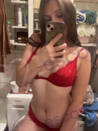 Dyskretna i napalona - escort 