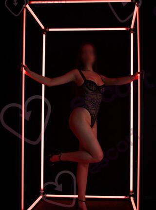 Liana - escort Varsovie