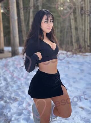 Rossininin - escort Aberdeen