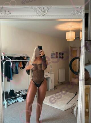 Luxuries TOP - escort Warsaw