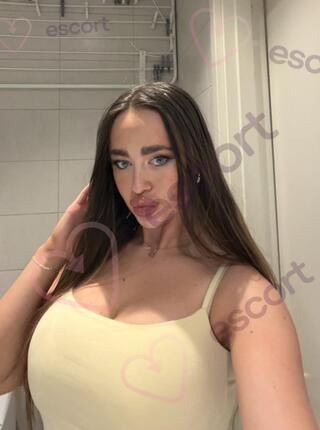 Laura - escort Achern