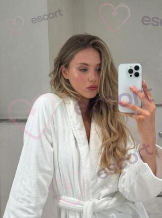 Rosa - escort Amstelveen