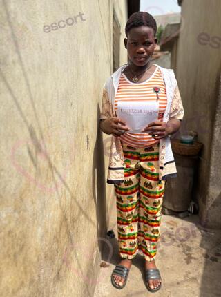 Clari - escort Atene