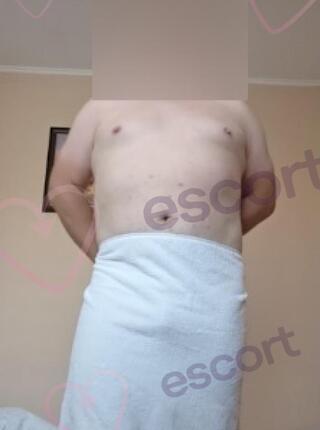 Klaudius for Woman only - escort Londres
