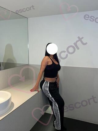 Yasmine - escort Graz