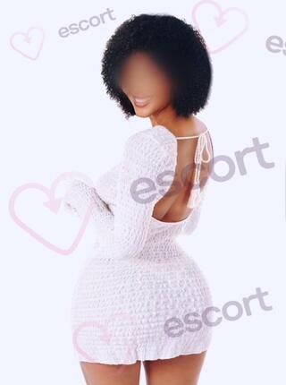 Vivien Mulatką - escort Varsovie