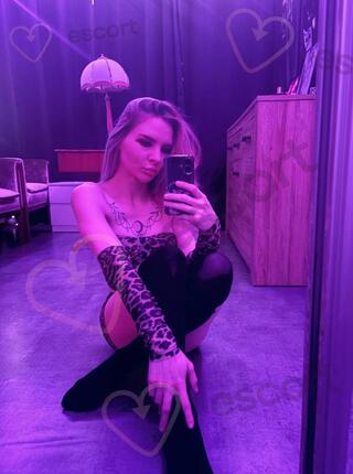 Amelia-parlament - escort Warschau