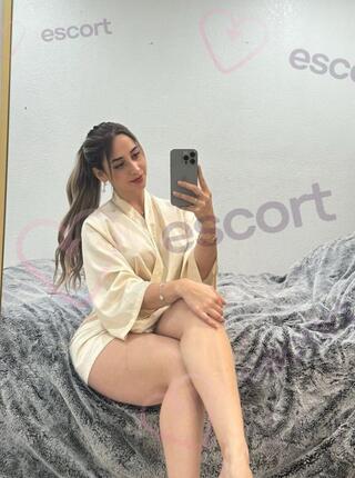 Danielle - escort Amsterdam