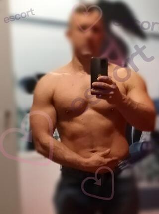 Dyskretny Mateusz - escort Cracow
