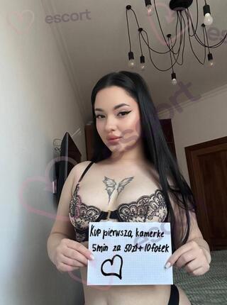 KAMERKA LIVE TWARZ - escort 