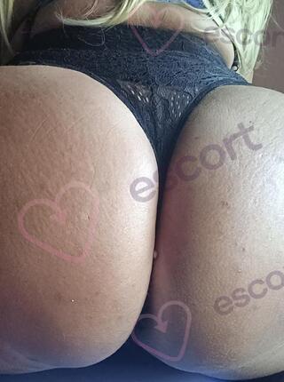 Nowa Gorąca Suczka tylko Online - escort 